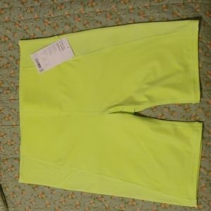 NWT Athleta Neon Yellow Stay Fly Short